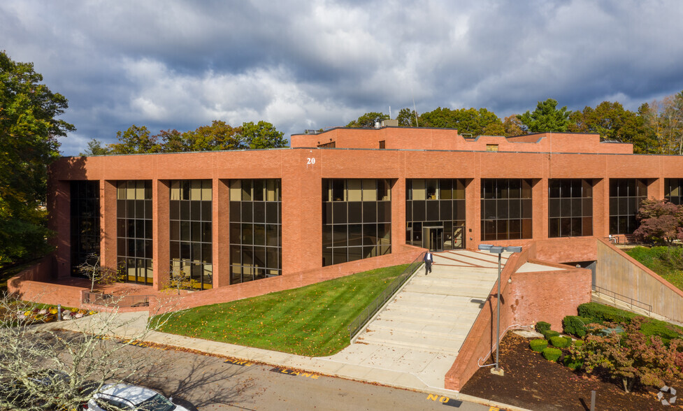 20 Cabot Blvd, Mansfield, MA for lease - Building Photo - Image 3 of 20