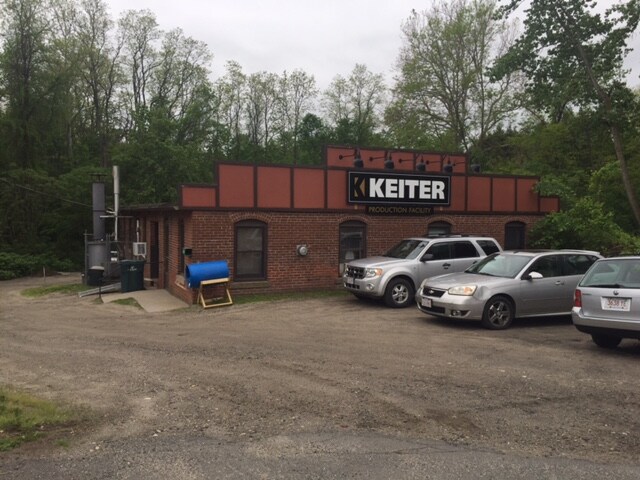 660 Riverside Dr, Florence, MA for sale Building Photo- Image 1 of 1