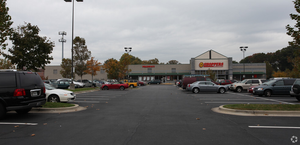 5604-5722 Ritchie Hwy, Baltimore, MD for lease - Primary Photo - Image 2 of 4