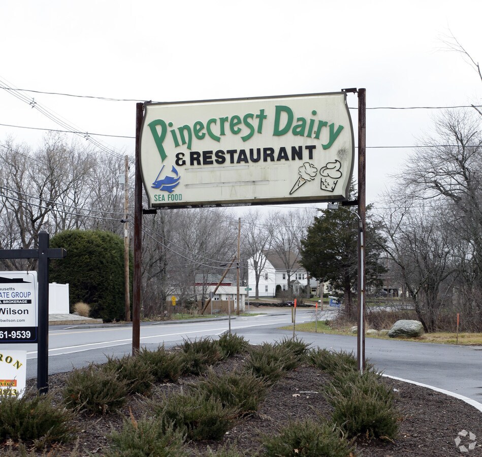 633 Pulaski Blvd, Bellingham, MA 02019