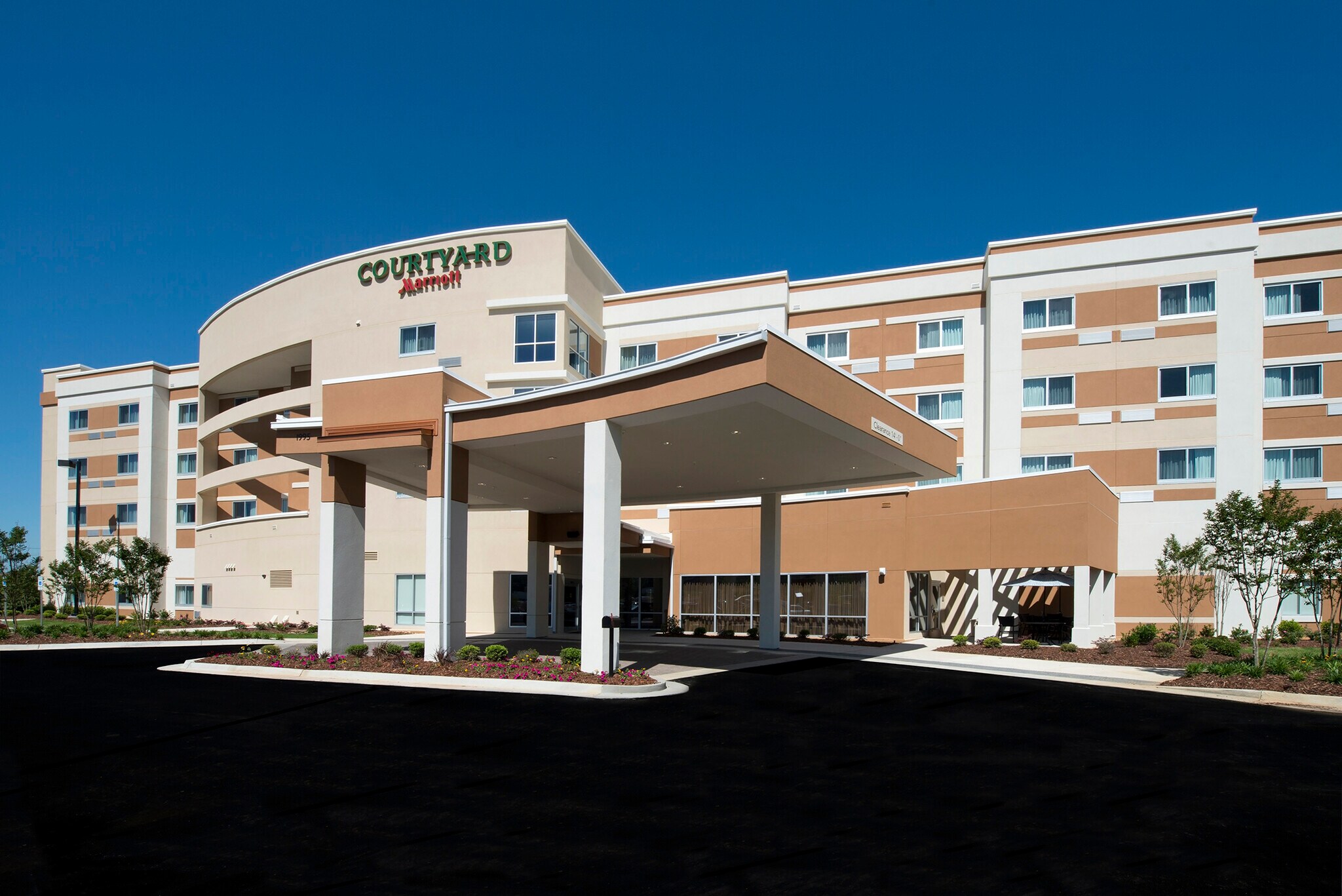 1995 6th St N, Columbus, MS for sale Primary Photo- Image 1 of 1