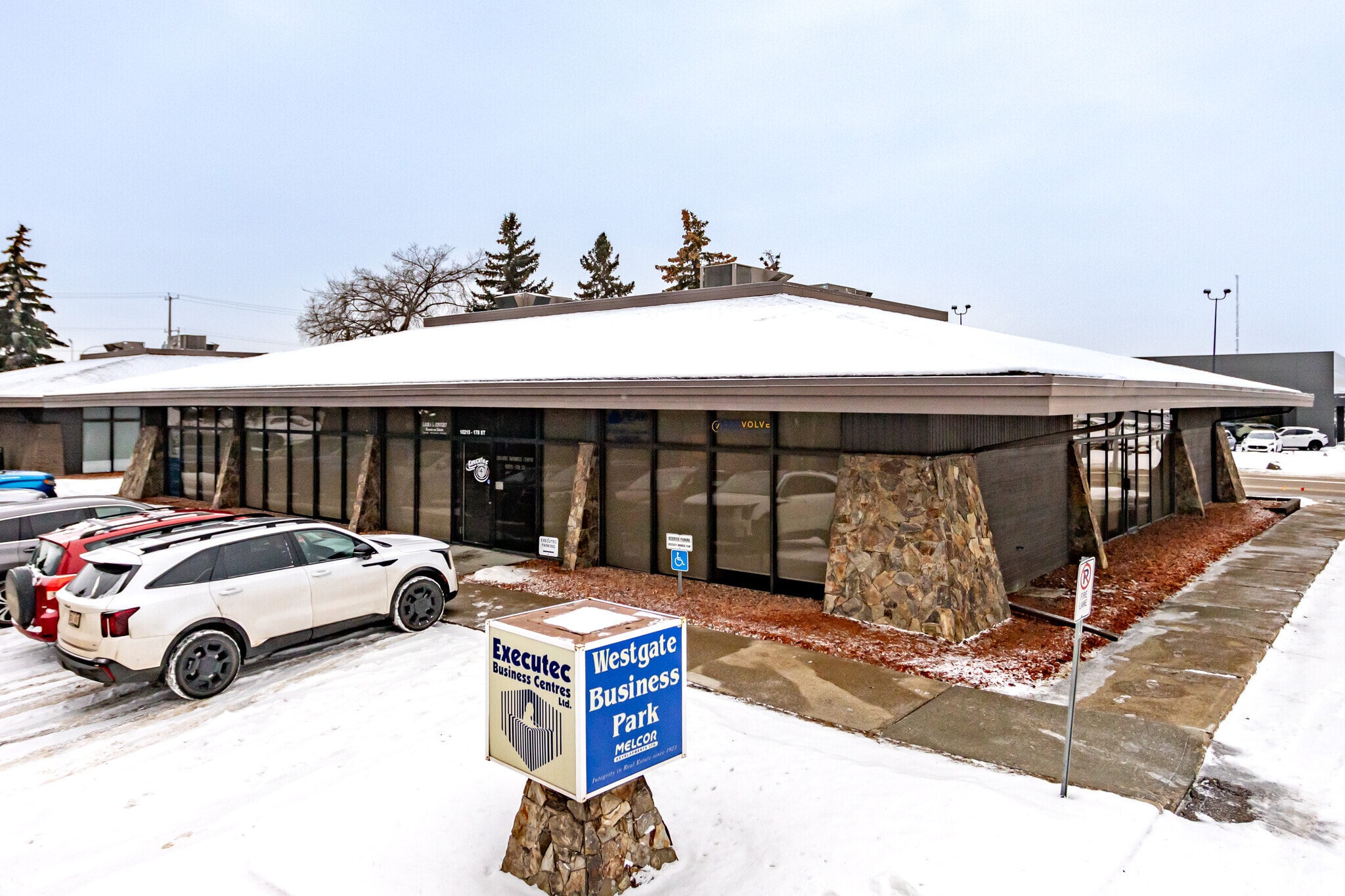 10215 178th St NW, Edmonton, AB for sale Primary Photo- Image 1 of 1