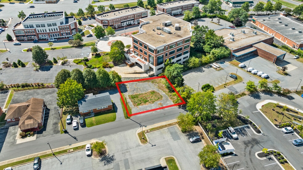 107 Howard Street, La Plata, MD for sale - Building Photo - Image 2 of 11