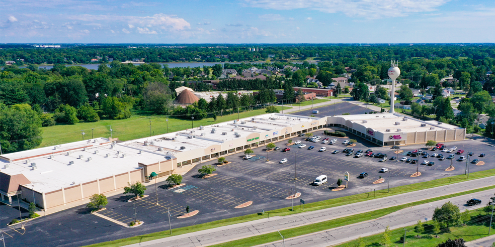 2509 Detroit Ave, Maumee, OH for lease - Building Photo - Image 1 of 1