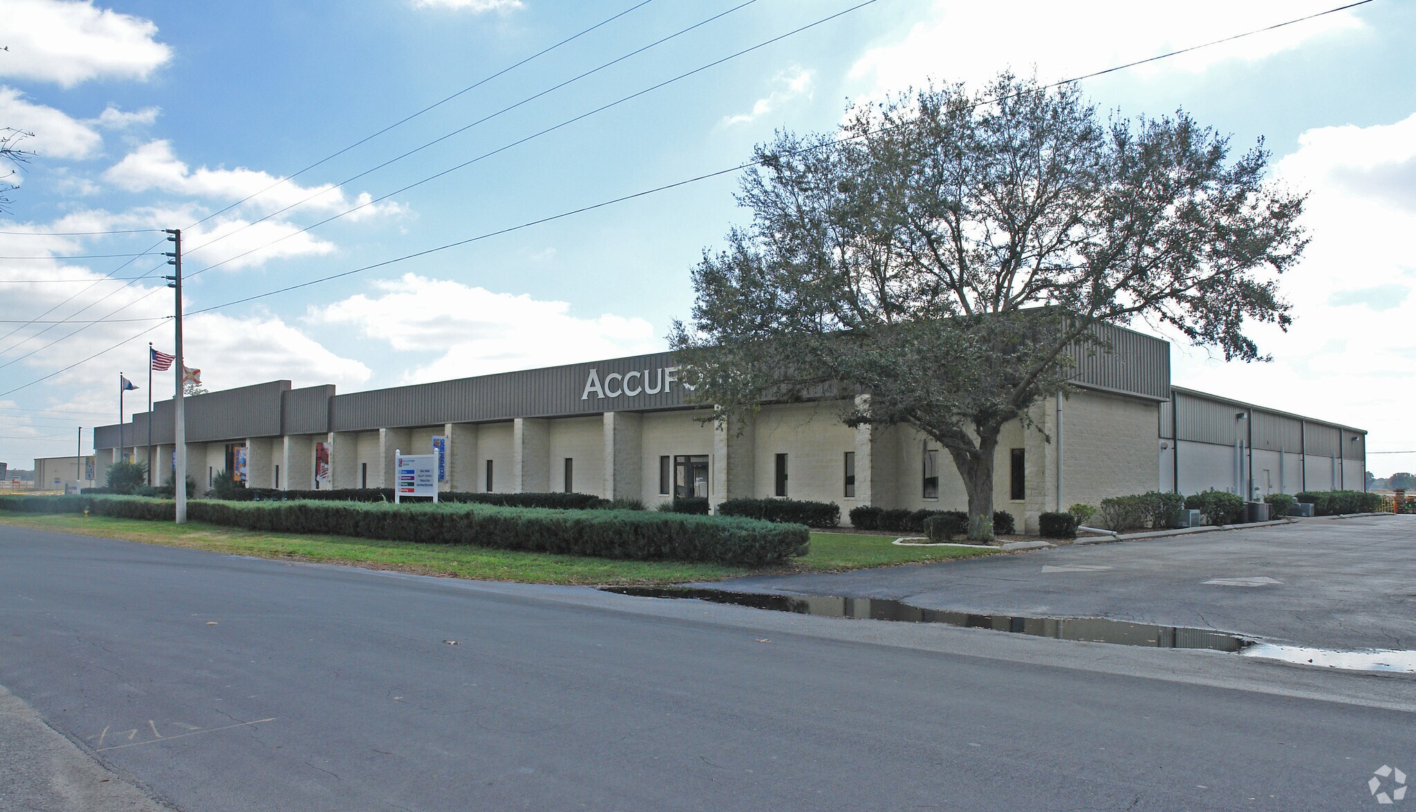 16228 Flight Path Dr, Brooksville, FL for sale Primary Photo- Image 1 of 1