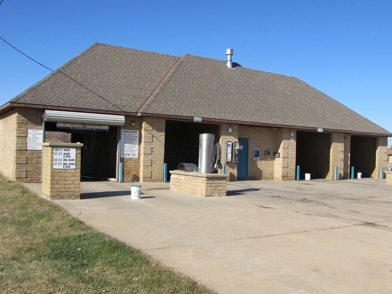 5209 N Maize Rd, Maize, KS 67101