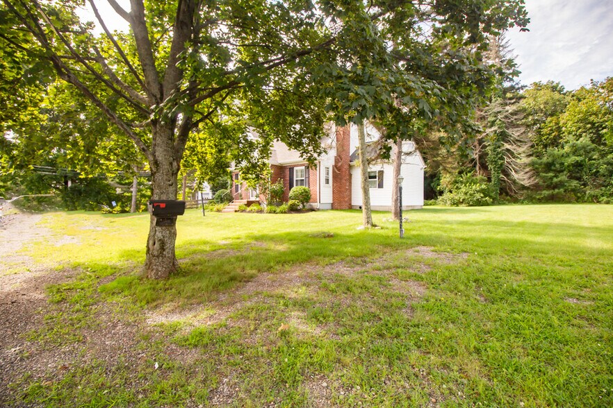 184 Worcester Providence Tpke, Sutton, MA 01590 for Lease