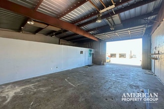 2140-2148 E 20th St, Sarasota, FL for lease Interior Photo- Image 1 of 6