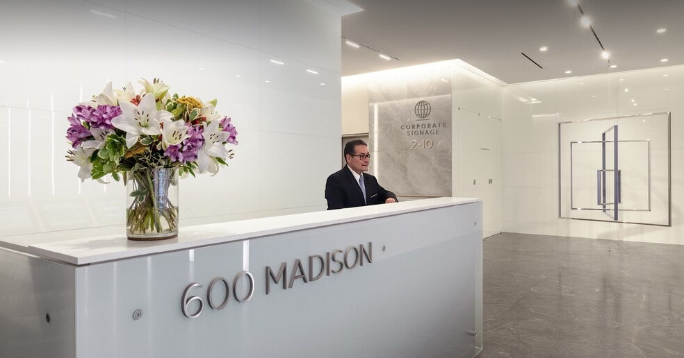 600 Madison Ave, New York, NY for lease - Building Photo - Image 2 of 5