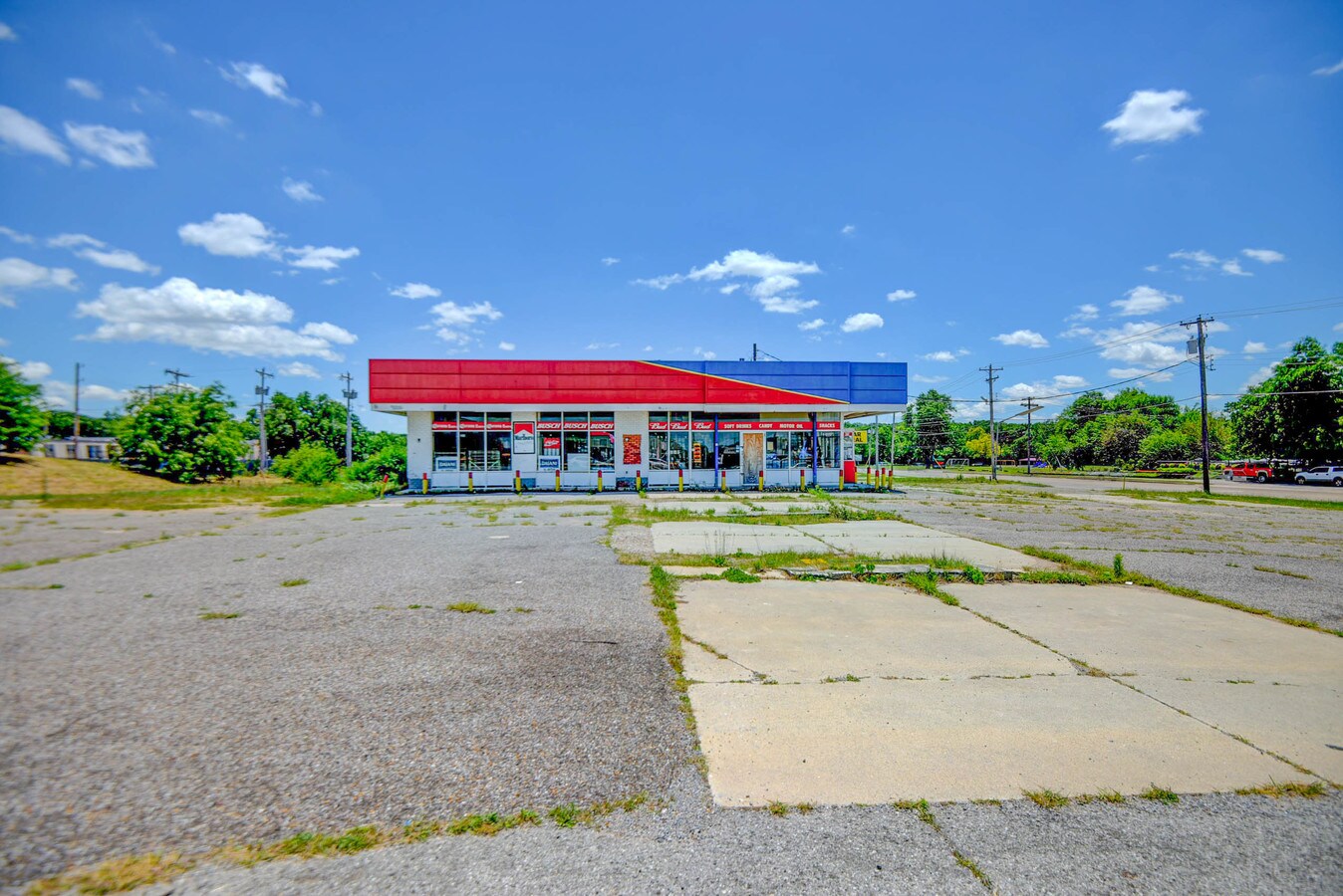 7960 NW 23rd St, Bethany, OK 73008