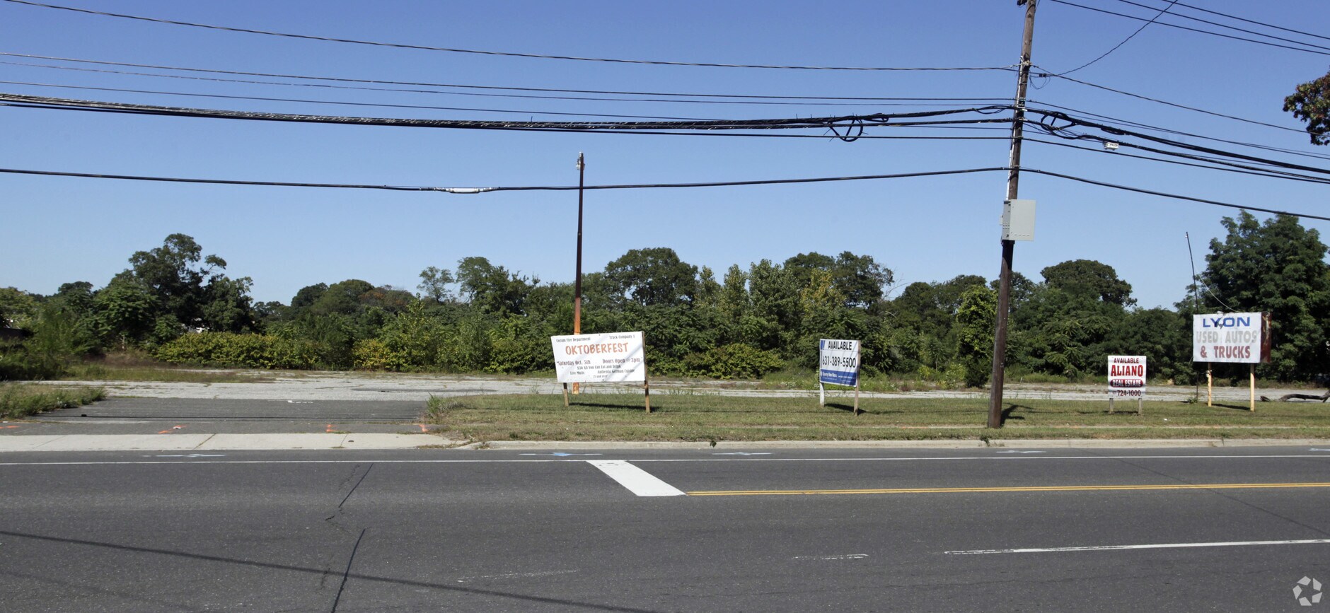 Middle Country At Mooney Pond Rd, Coram, NY 11727