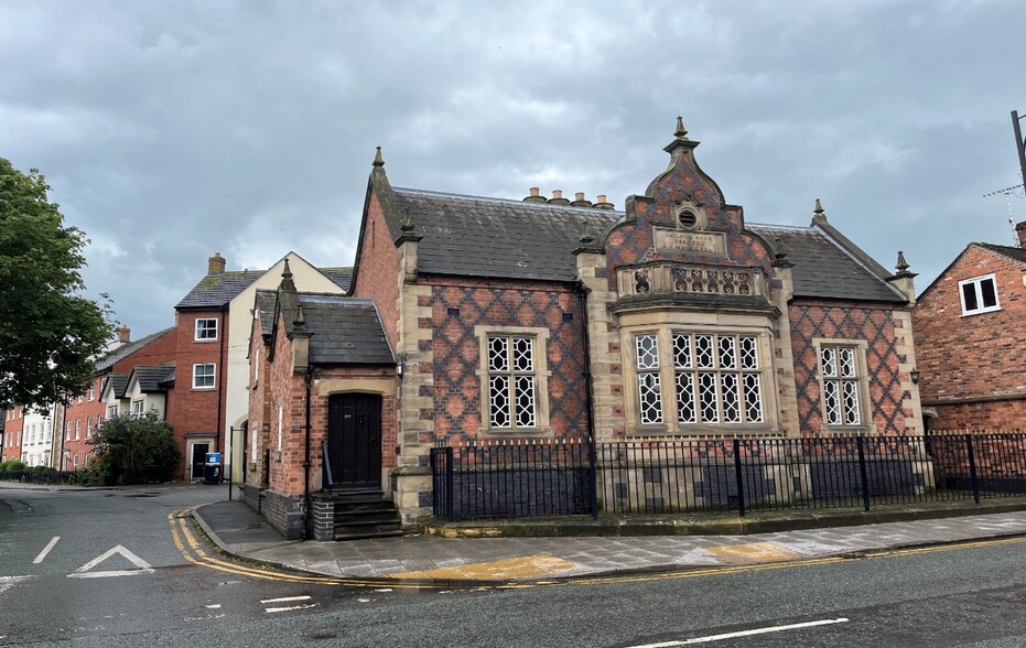 39 Welsh Row, Nantwich for sale - Primary Photo - Image 1 of 1