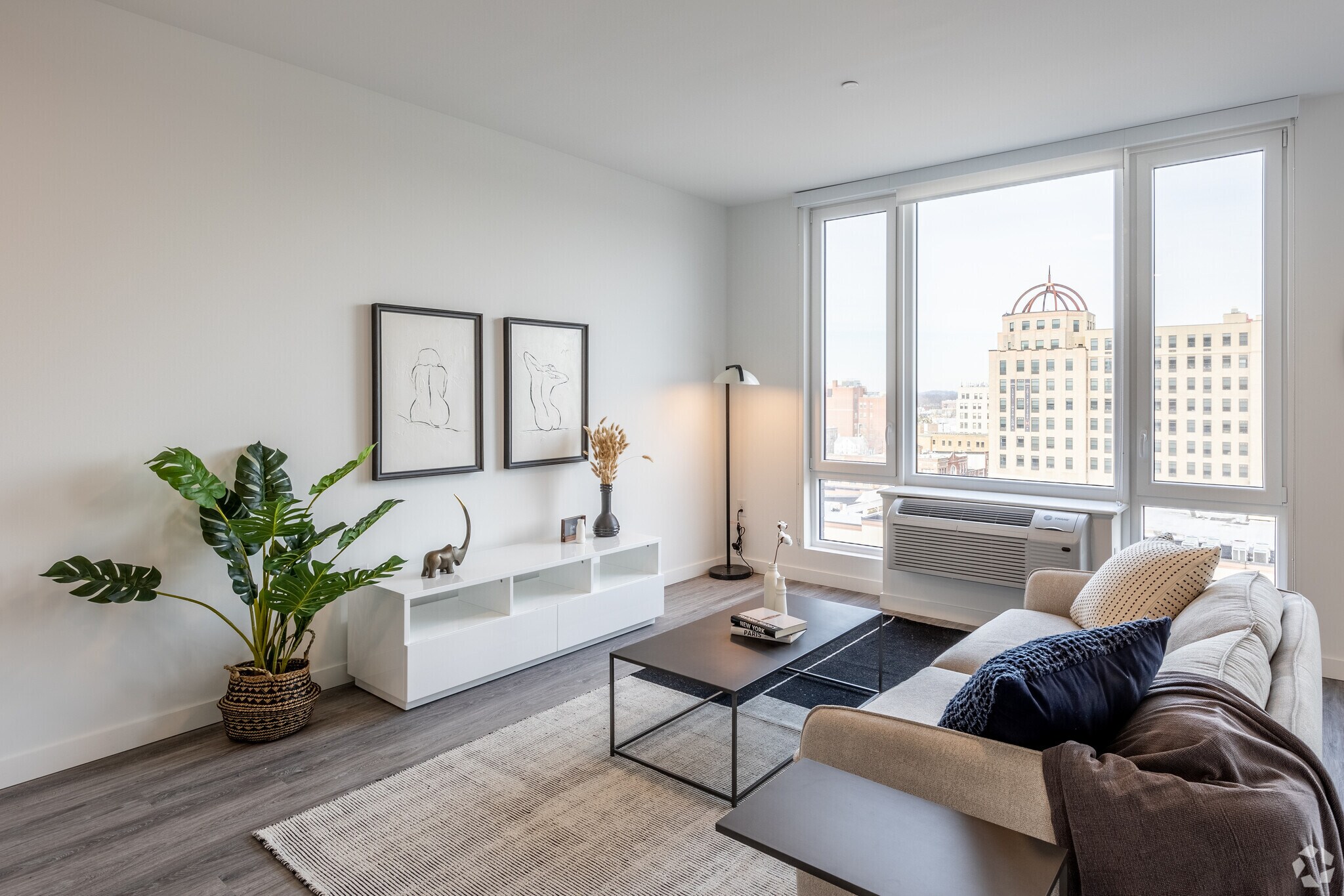 150 Main St, Hackensack, NJ 07601 The Brick of Hackensack