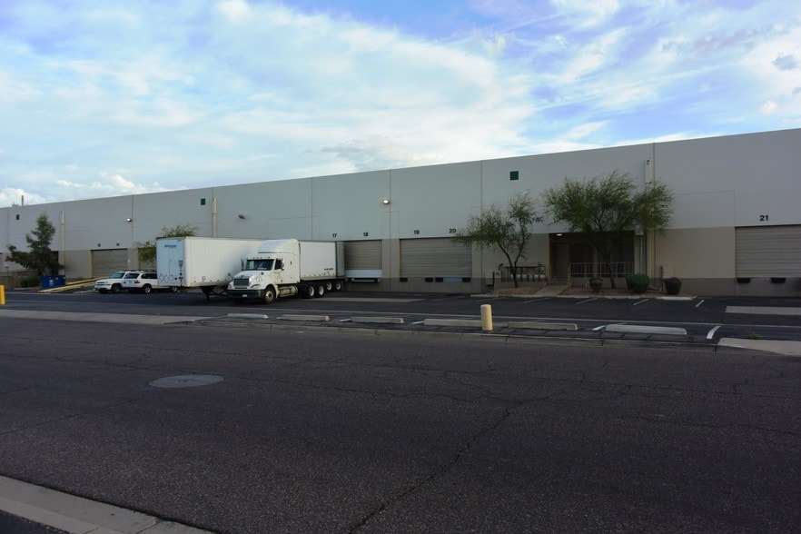 236 E Pima St, Phoenix, AZ for lease - Building Photo - Image 3 of 7