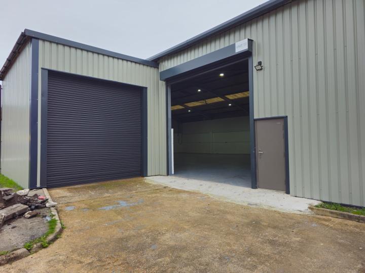 12 Dunraven St, Tonypandy for sale - Building Photo - Image 1 of 1