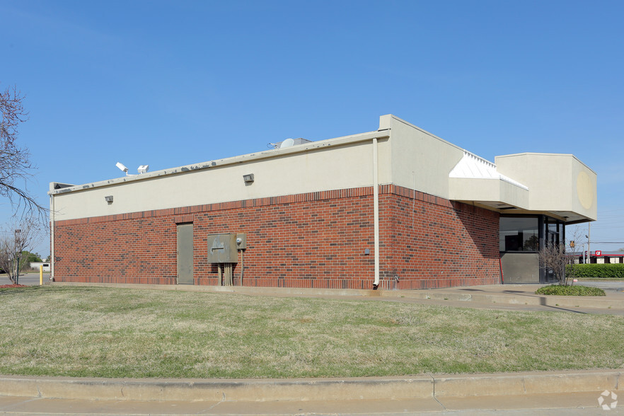 5115 S Mingo Rd, Tulsa, OK for lease - Building Photo - Image 2 of 6