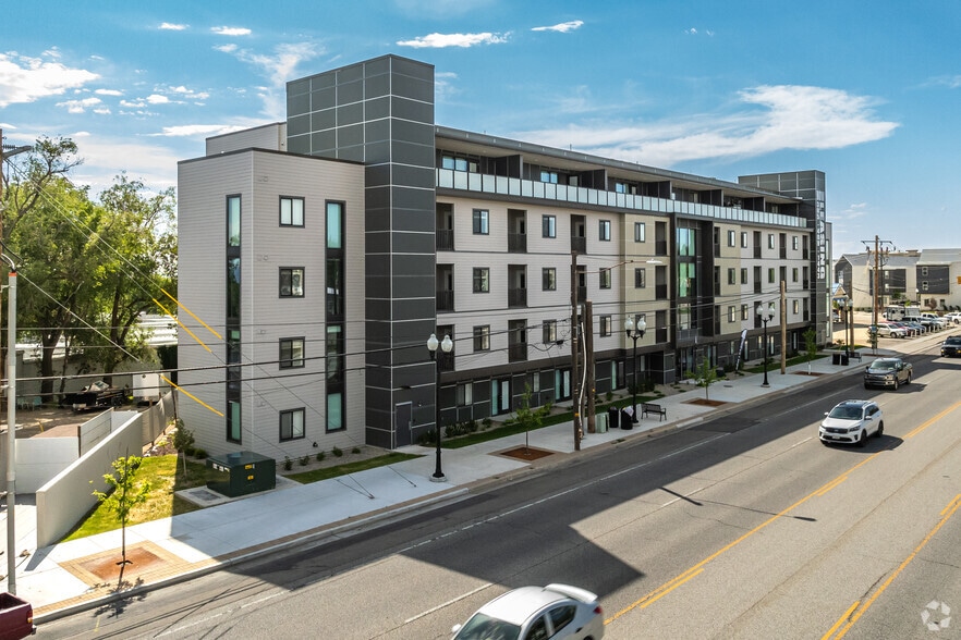 230 S State St, Clearfield, UT for sale - Building Photo - Image 3 of 15