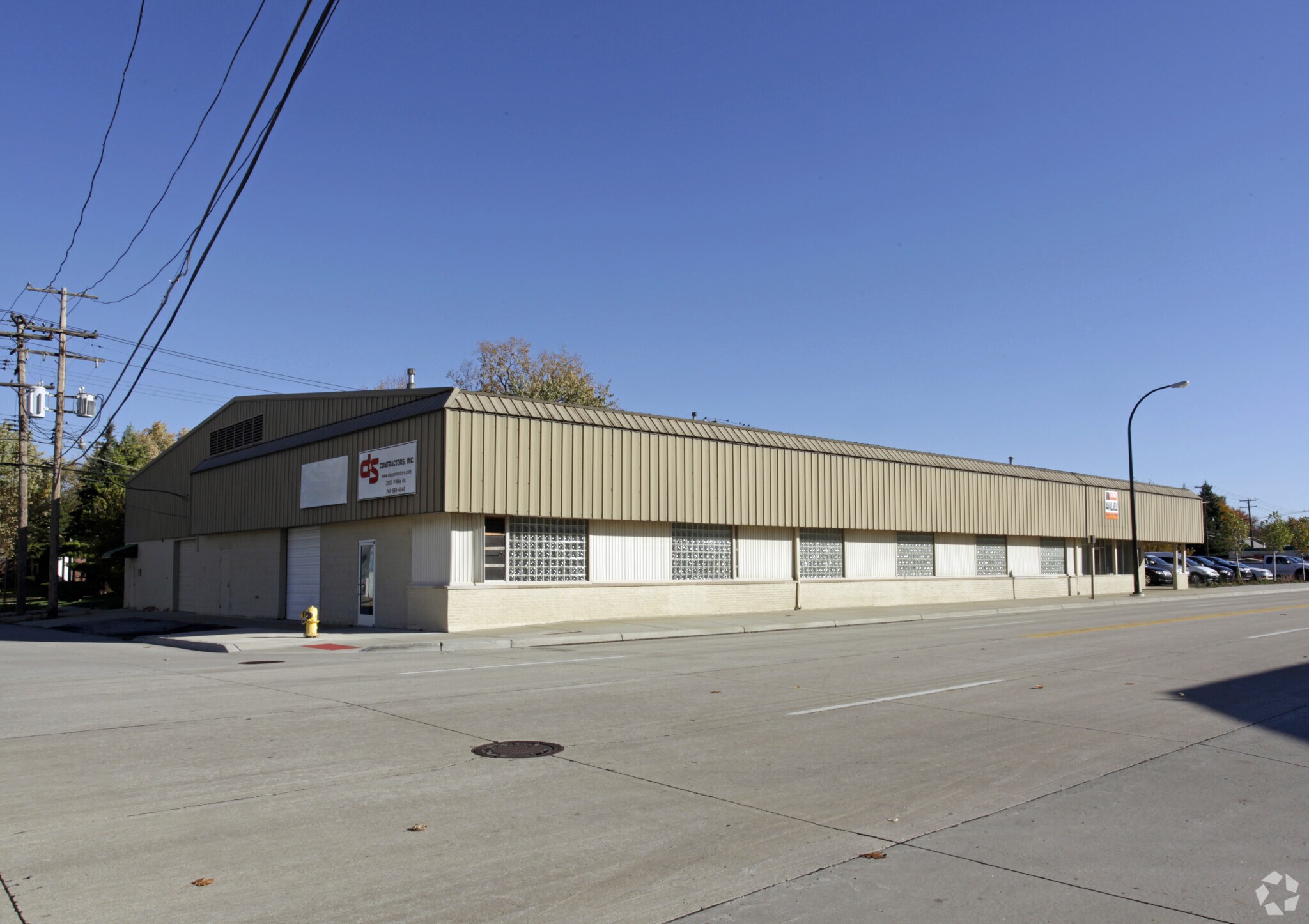 3500 W 11 Mile Rd, Berkley, MI 48072 D & S Contracting Building