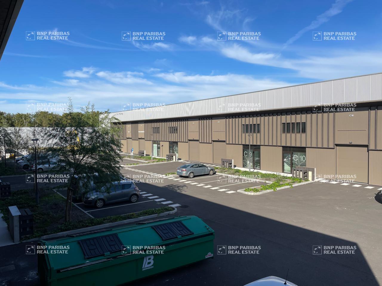 Retail in Mérignac for lease Building Photo- Image 1 of 66