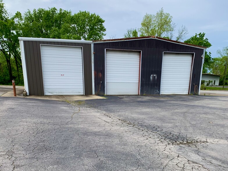 239 James St, Gallatin, TN for lease - Building Photo - Image 2 of 8