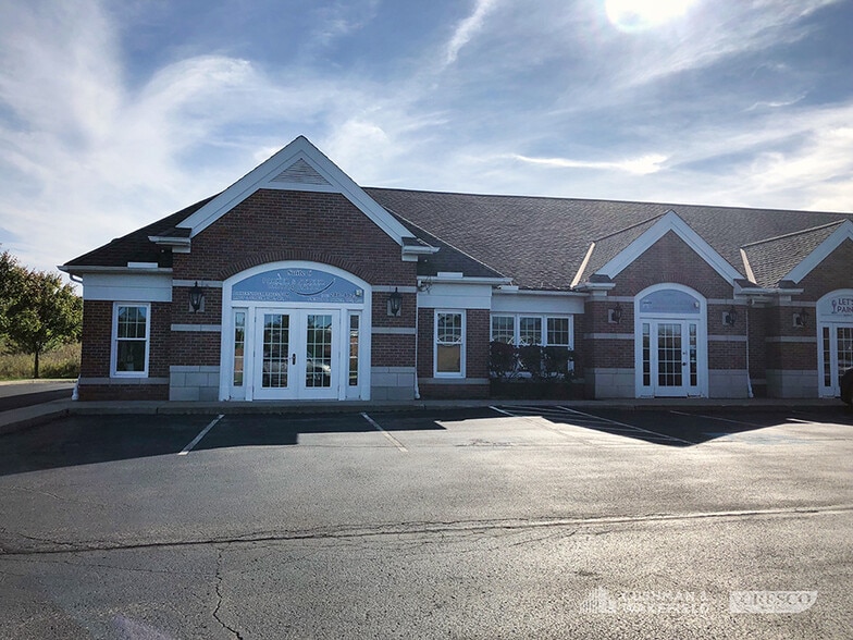 9945 Vail Dr, Twinsburg, OH for lease - Primary Photo - Image 1 of 3