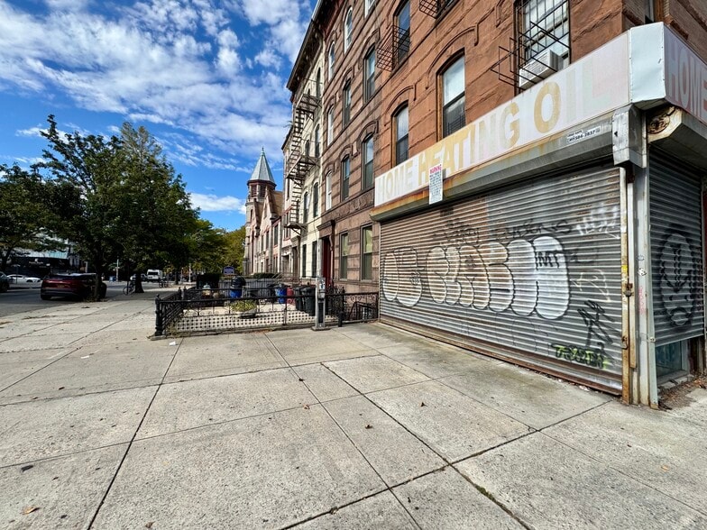 1145 Bushwick Ave, Brooklyn, NY for lease - Building Photo - Image 2 of 10