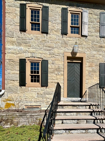 1298-1300 Hope Bridgeville Rd, Hope, NJ for lease - Building Photo - Image 3 of 16