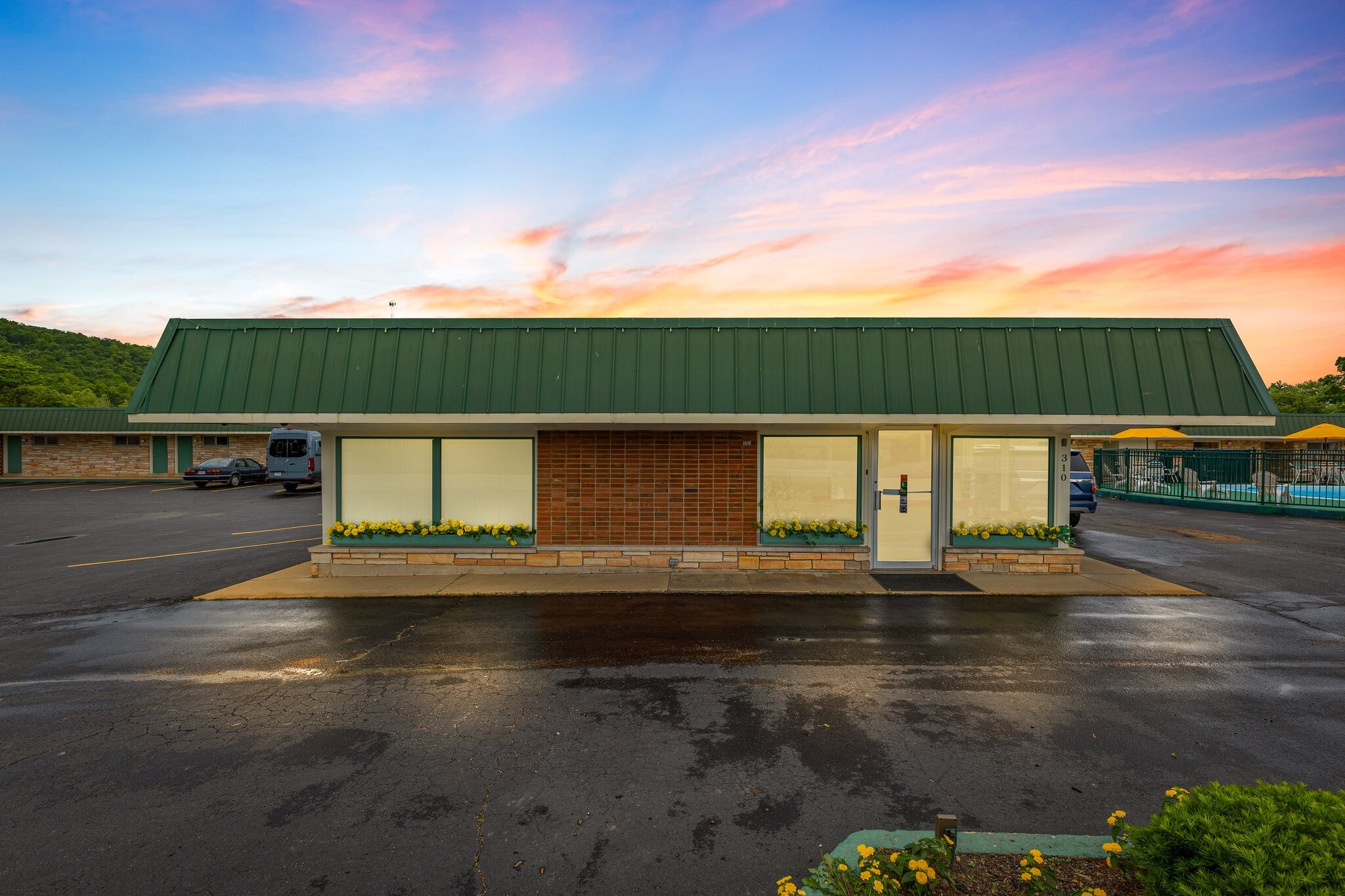 310 S McCune St, Pilot Knob, MO for sale Building Photo- Image 1 of 60