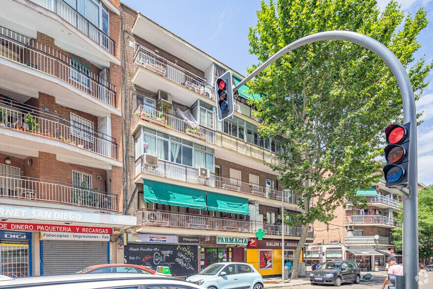 Av. de San Diego, 136, Madrid, Madrid for sale - Building Photo - Image 2 of 3
