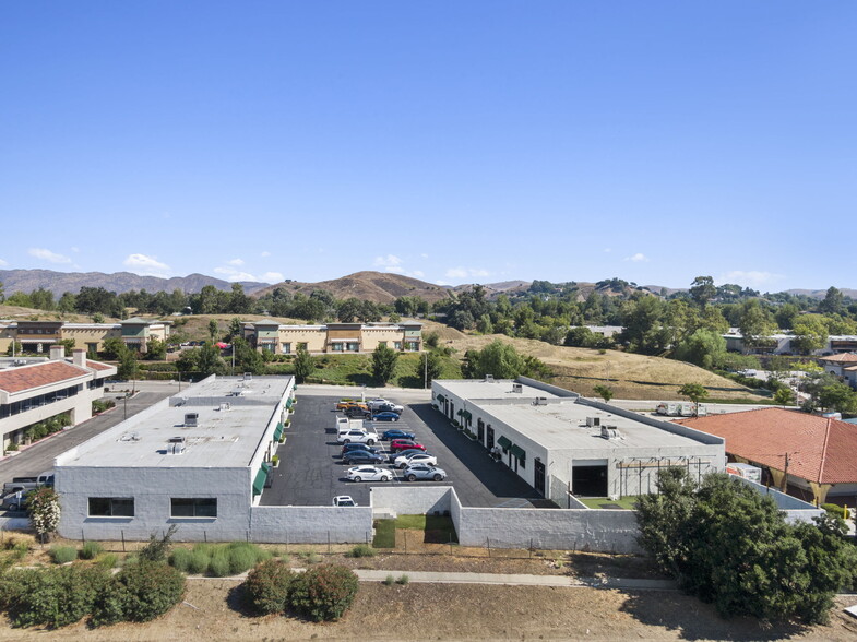 28710 Canwood St, Agoura Hills, CA for lease - Building Photo - Image 2 of 21