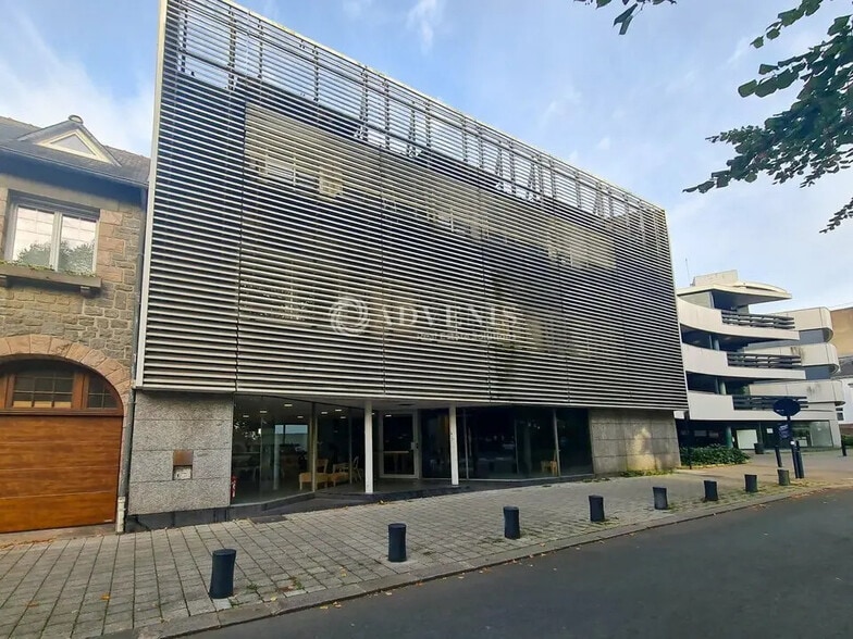 Office in Saint-Brieuc for sale - Building Photo - Image 2 of 11
