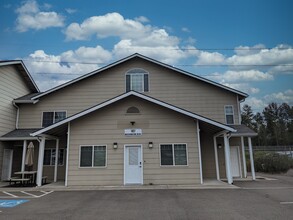 105 Washington Blvd, Algona, WA for lease Building Photo- Image 1 of 14