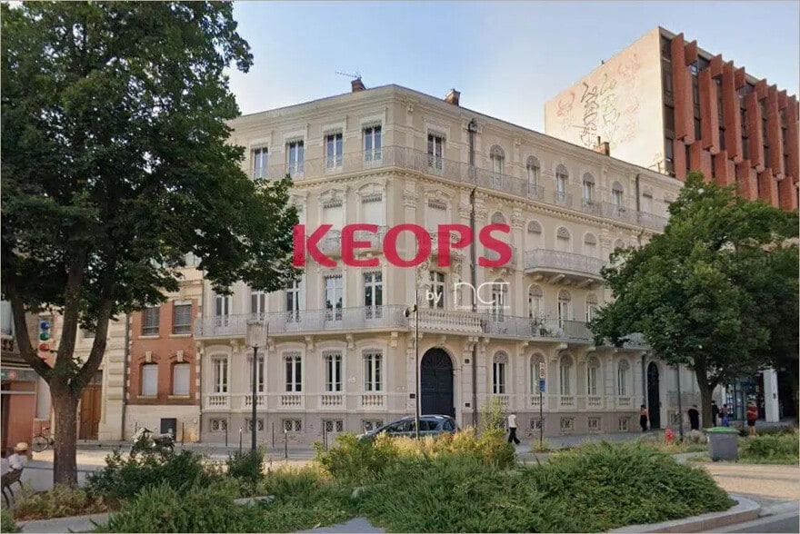 Office in Toulouse for lease - Building Photo - Image 1 of 10