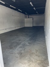 1661 N Dixie Hwy, Pompano Beach, FL for lease Interior Photo- Image 2 of 2