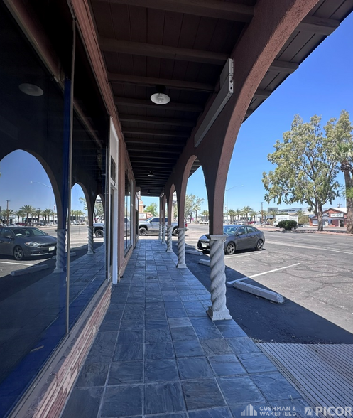 4420 E Speedway Blvd, Tucson, AZ for lease - Building Photo - Image 2 of 6