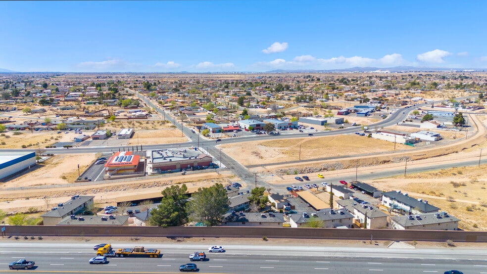 15523 Barranca Way, Victorville, CA for sale - Building Photo - Image 2 of 6