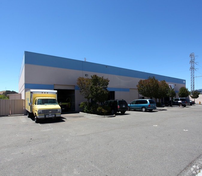 499 Watt Dr, Fairfield, CA for lease - Building Photo - Image 3 of 3