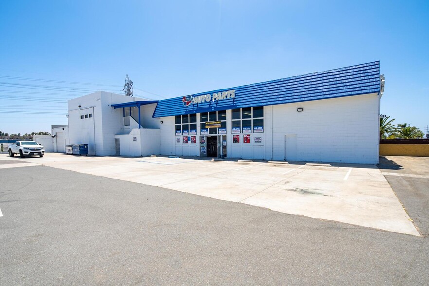 531 Orange Ave, Chula Vista, CA for lease - Building Photo - Image 2 of 24