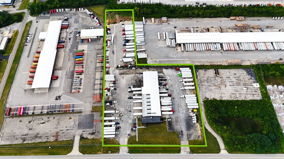 5055 Duff Dr, Cincinnati, OH 45246 | LoopNet