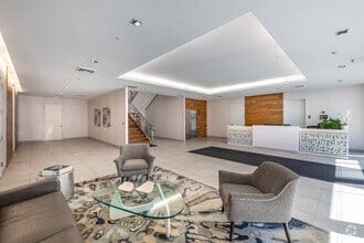 60-15 Little Neck Pky, Little Neck, NY for lease Interior Photo- Image 2 of 6