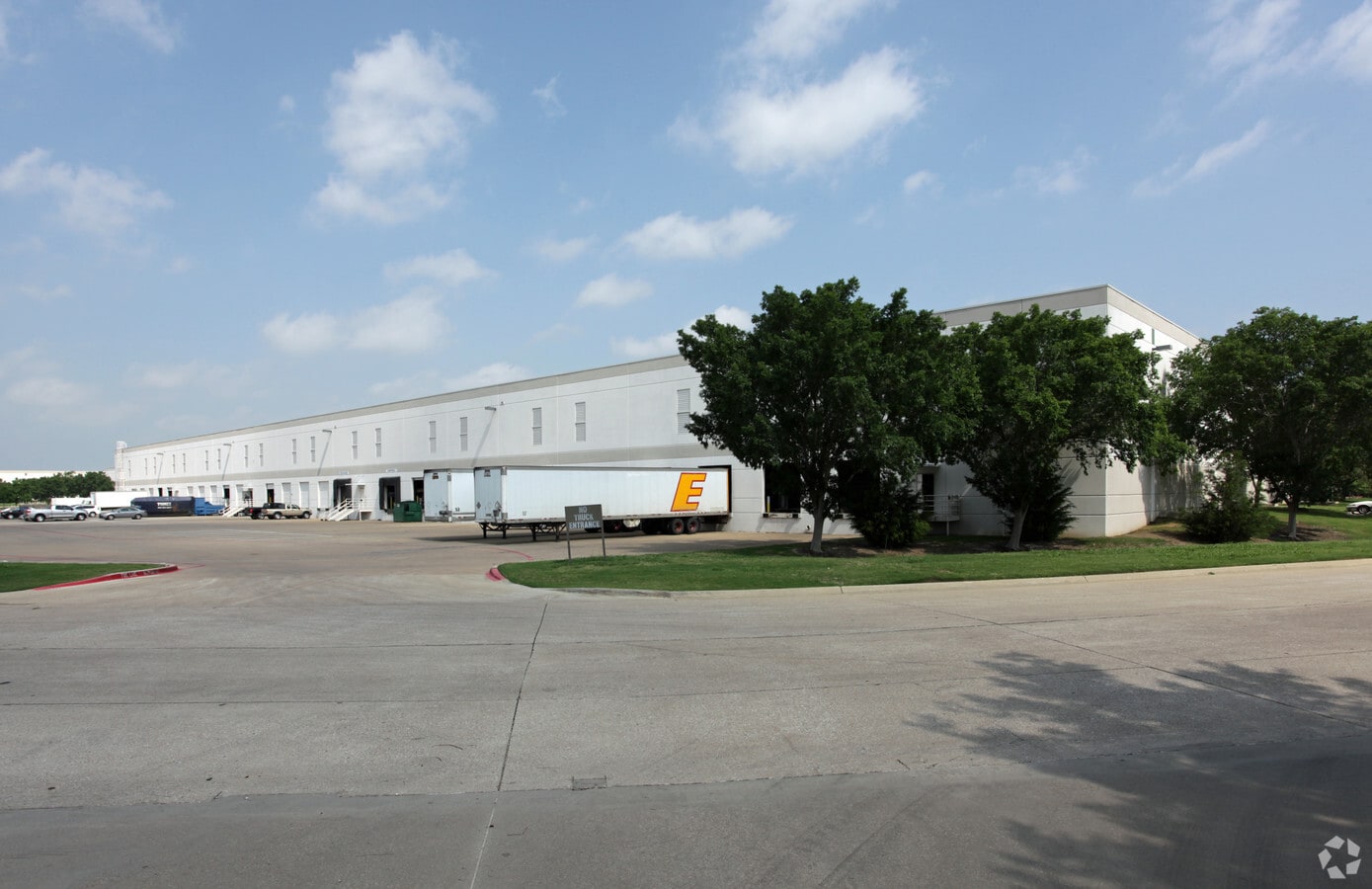 2025 W Belt Line Rd, Carrollton, TX 75006