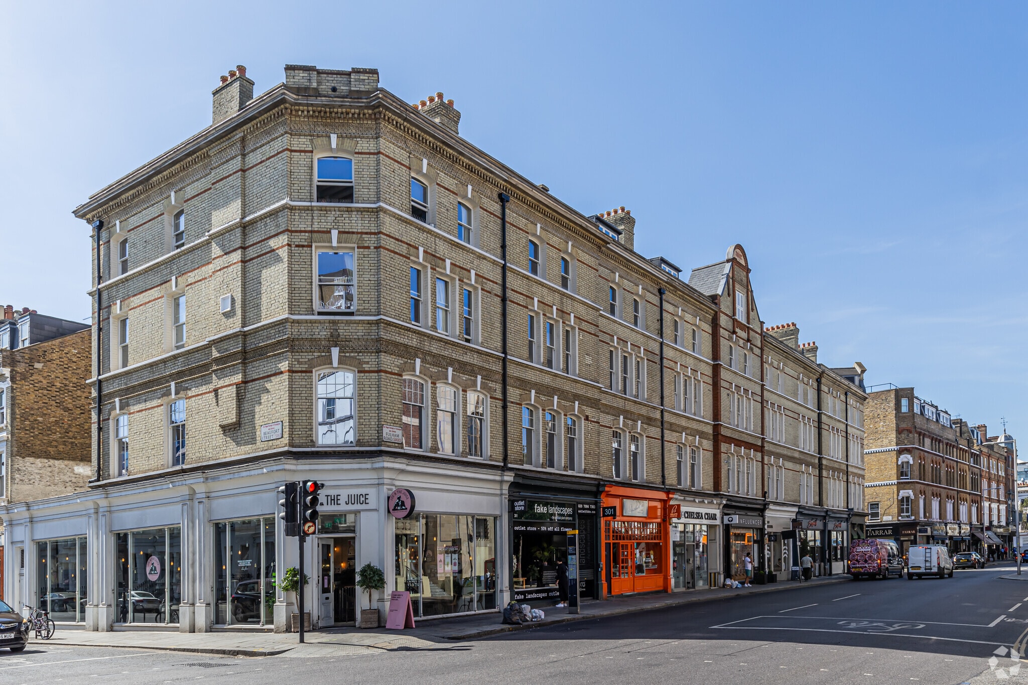 307 Fulham Rd, London for sale Primary Photo- Image 1 of 1