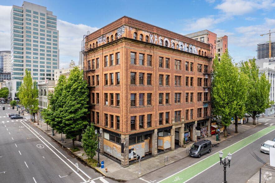 208 SW Harvey Milk St, Portland, OR for lease - Building Photo - Image 1 of 20