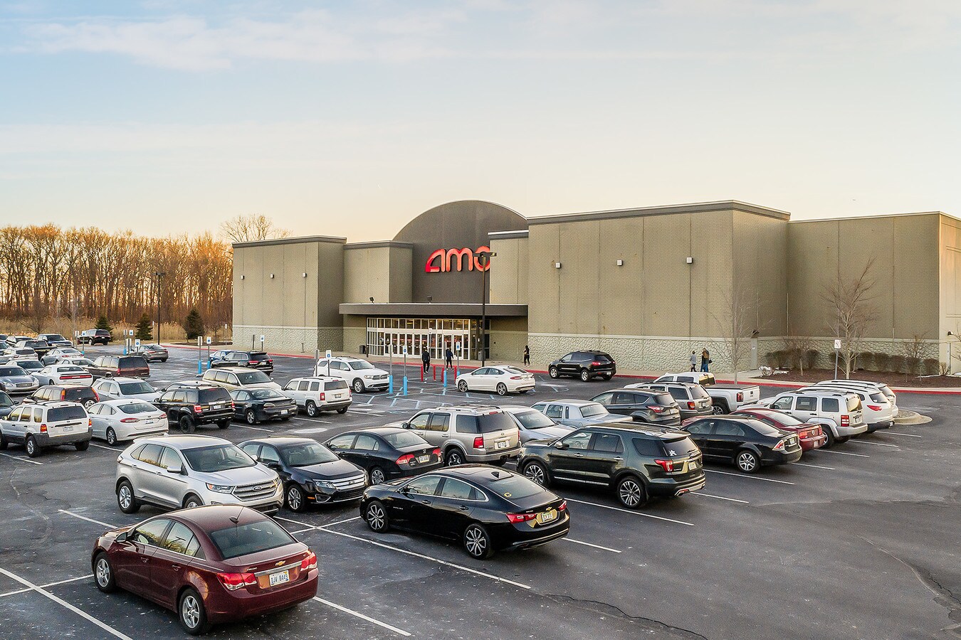 21720 Allen Rd, Woodhaven, MI 48183