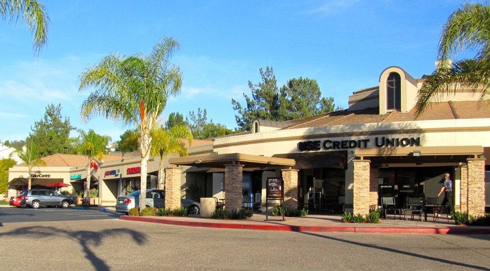 10175-10195 Rancho Carmel Dr, San Diego, CA for lease - Building Photo - Image 2 of 6