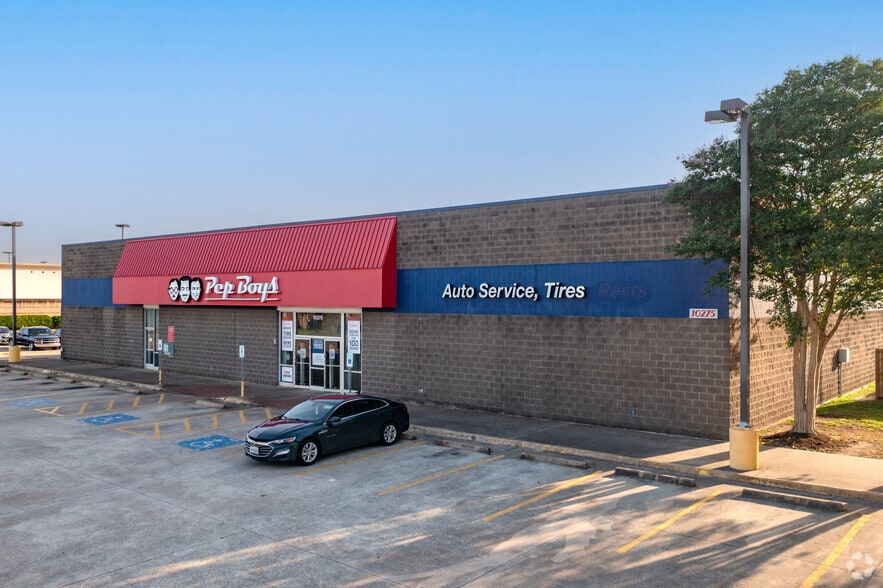 10275 North Fwy, Houston, TX for lease - Building Photo - Image 2 of 2