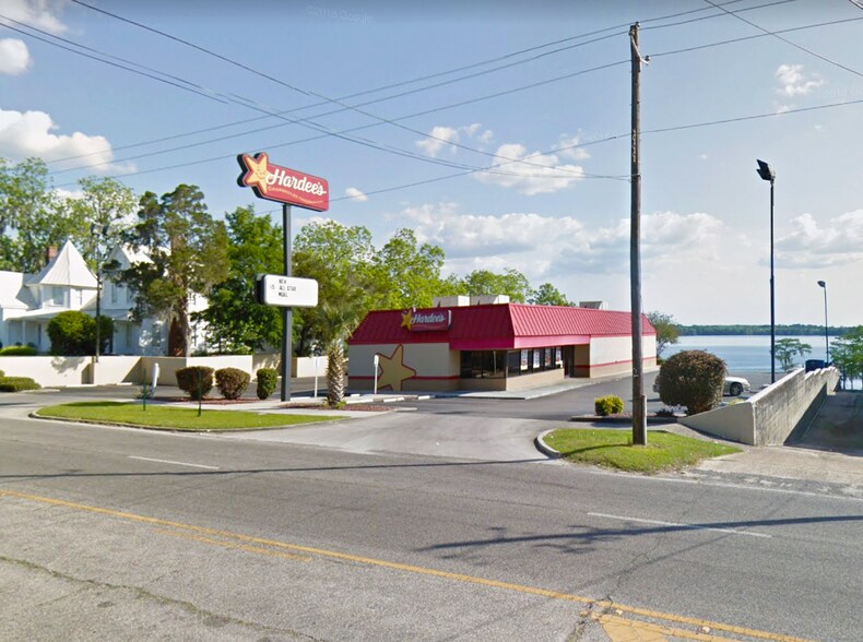 23598 5th Ave, Florala, AL 36442