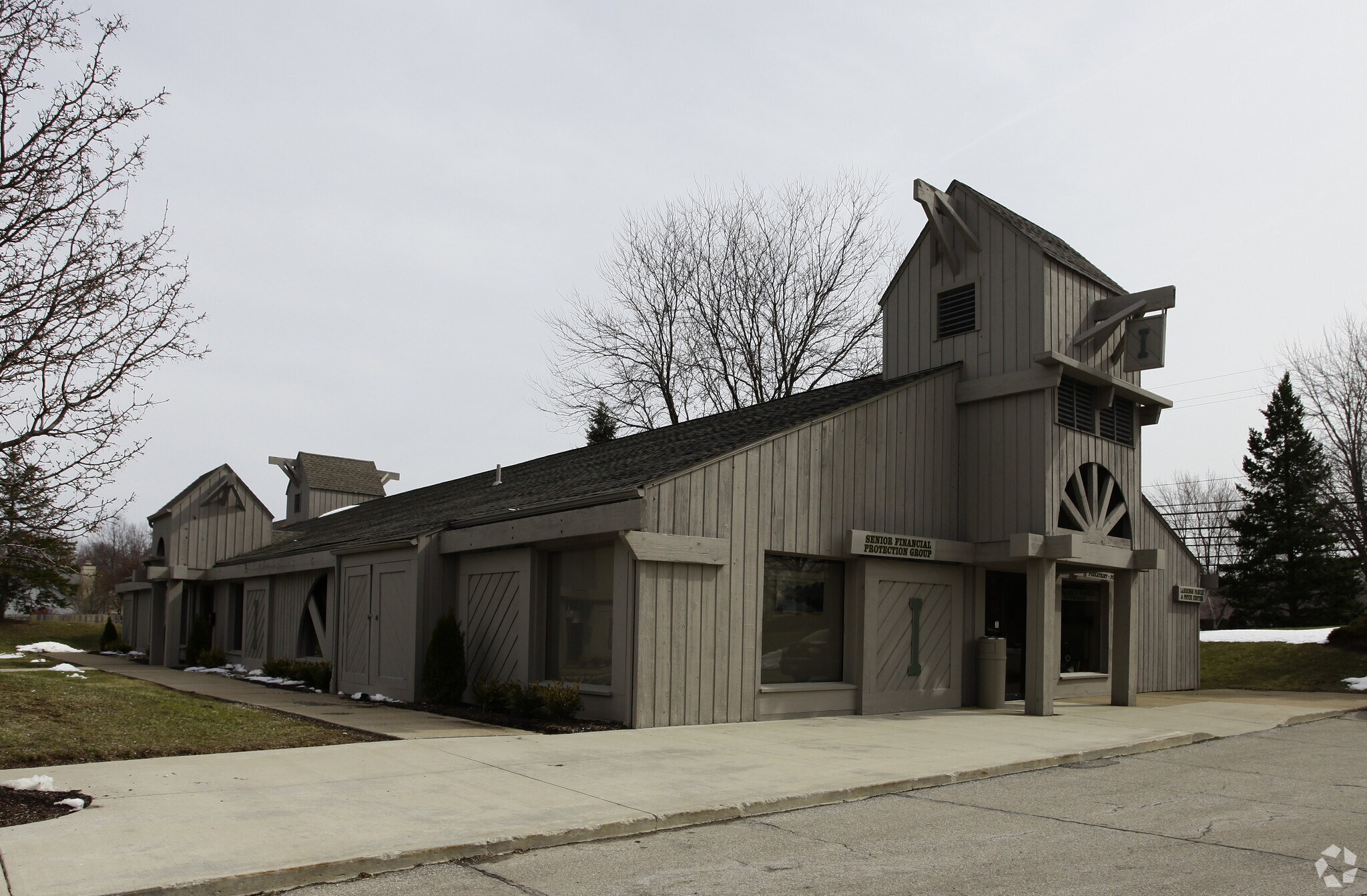 445-457 Avon Belden Rd, Avon Lake, OH for lease Primary Photo- Image 1 of 9