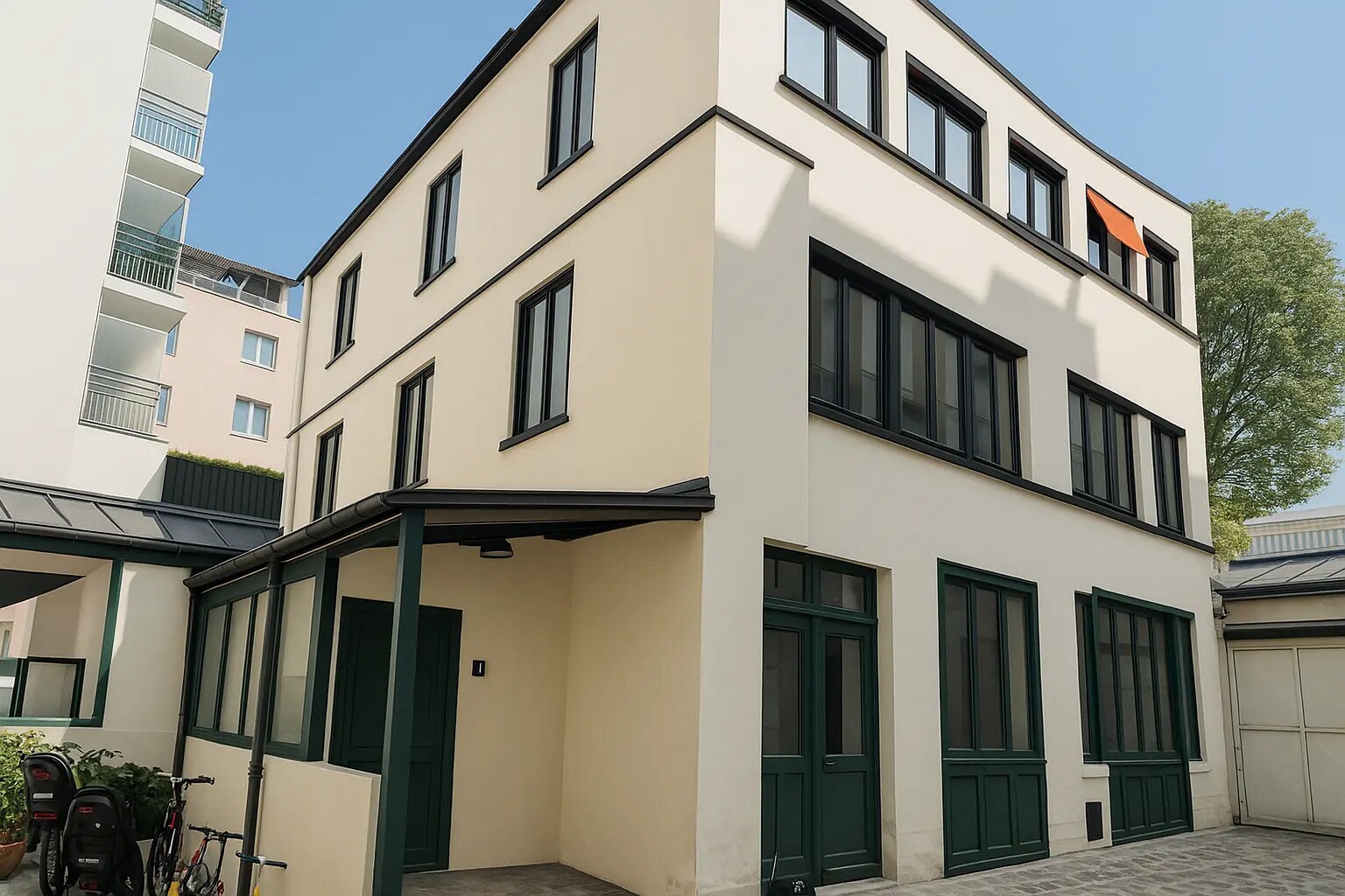 Office in Paris for sale Building Photo- Image 1 of 6