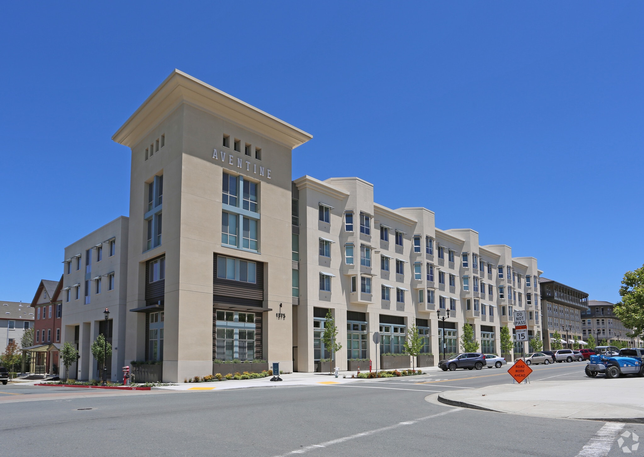 1375-1411 Sycamore Ave, Hercules, CA for lease Building Photo- Image 1 of 148